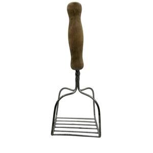 Vintage Potato Masher Wooden Handle Twisted Metal Square Farmhouse Decor 8.75 in